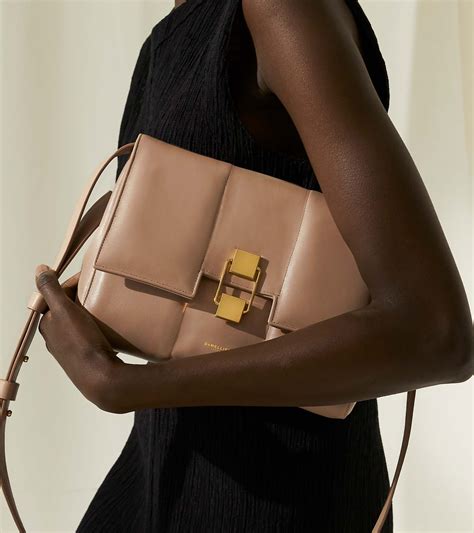 DeMellier Bag Review 2024 - Is it Worth the Hype?