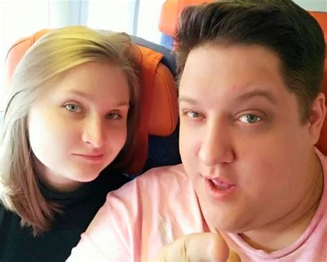 Дети Романа Попова: сын Федор и дочери Лиза, Марта