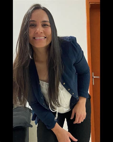 “O que demora, nem sempre está atrasado!” Espera e confia 🙏🏼 Obrigada