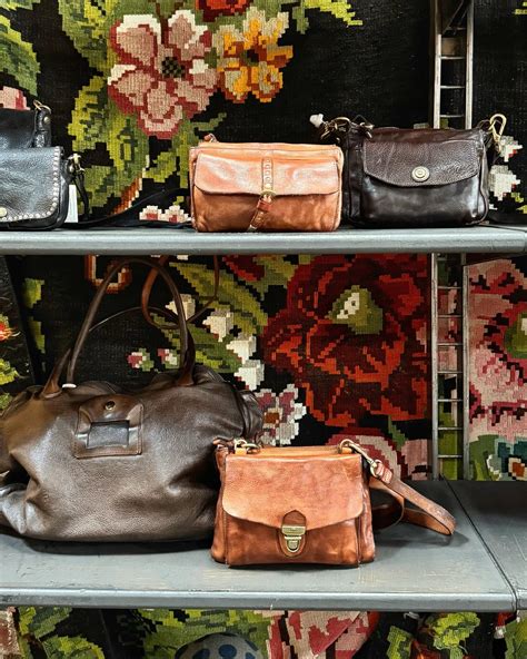 Scarlet Jones (@scarletjonesmelbourne) • Instagram photos and videos