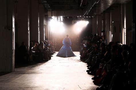 Size Inclusivity at Fashion Week: Is My Body About to Go Out of Style