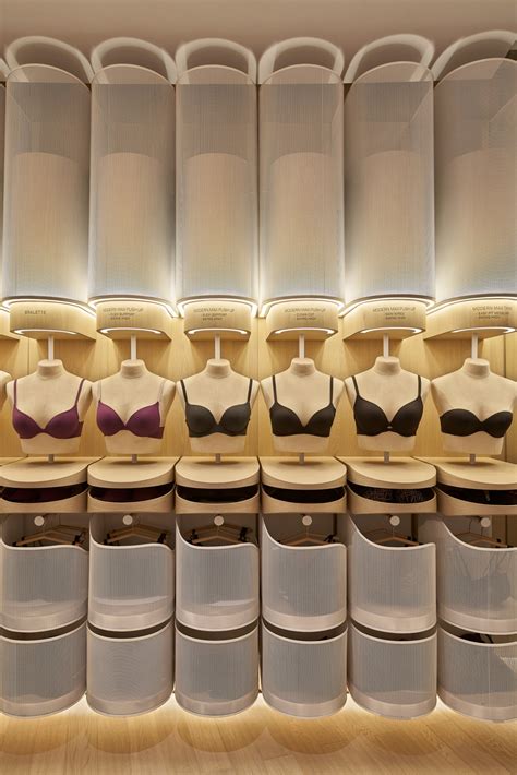 YinjiSpace - Lukstudio x Regina Miracle Concept Store