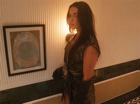 The Debate About Celebrity Privacy: Dafne Keens Nude Leak.