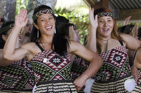 Where can I experience Aotearoa's Māori culture? - Wanderlust