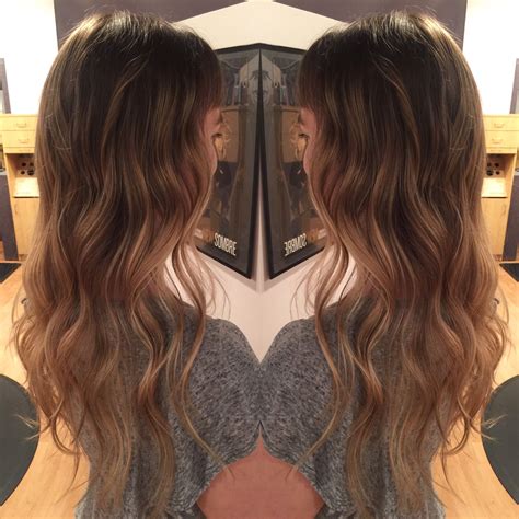 Social media is obsessed with long hairstyles and color ideas 35
