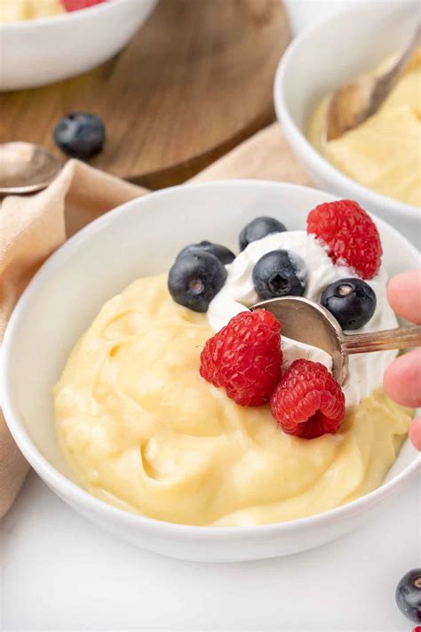 simple recipe baked egg custard 1