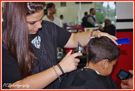 Perfectly Captured Beauty Photography: The Female Barber