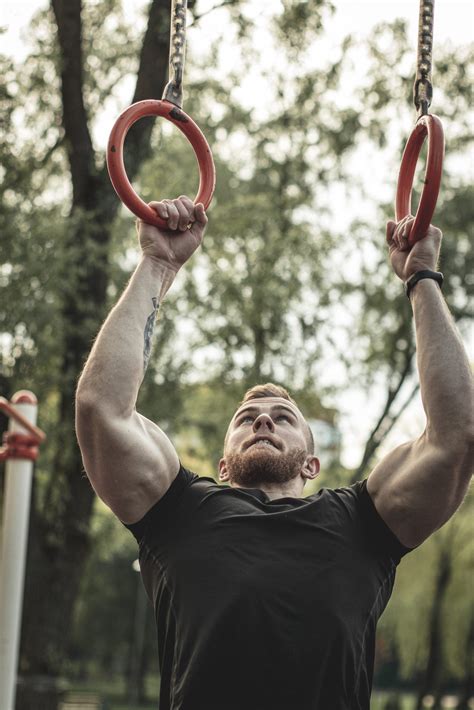 4 Quick Ways To Reduce Muscle Soreness After Weight Training - LEP Fitness