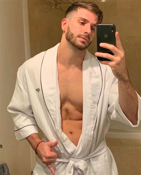 Aronik - #Aronikmate of the day: @orbaronne! Because cozy...