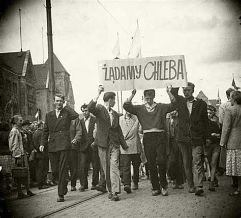 24 Pictures Examining Life in Communist Poland