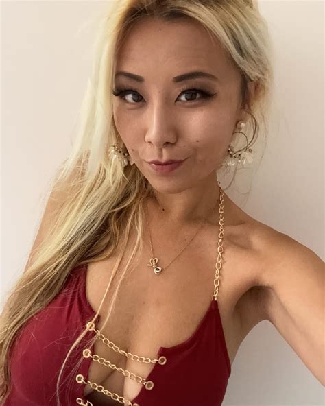 Raina Huang (@thequeenraina) • Instagram photos and videos