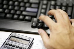 glendales finance director calls  doubling reserves rose law