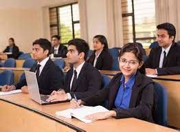 Amity University, Jaipur: Courses, Fees, Placements