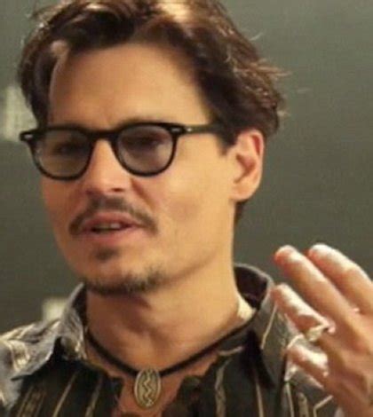 Johnny Depp Confirms His Engagement by Wearing ‘a Chick’s Ring’ on His Ring Finger – Is It Amber ...