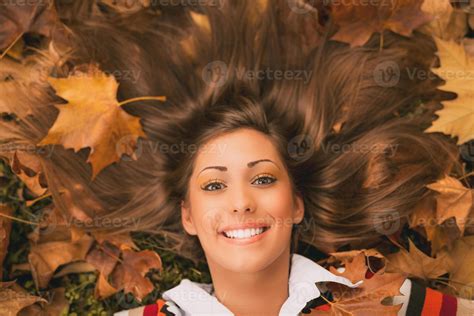 Autumn Girl view 14145311 Stock Photo at Vecteezy