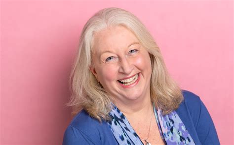 Public critics are debating the recent Lindsay Stoudt news 25