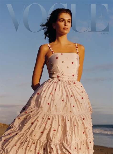 10 Things Your Monthly Vogue Horoscope Isn't Telling You Image 1