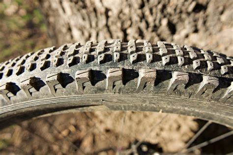 editor picks  favorite mountain bike tires  xc  downhill