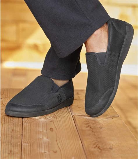 Men's Fleece-Lined Slippers - Anthracite | Atlas For Men