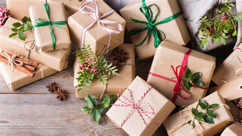 Giving the Gift of Paper | Love Paper