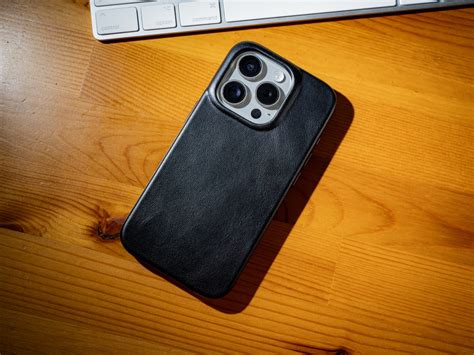 Personalized iPhone 15 Leather Case - Black | olpr.