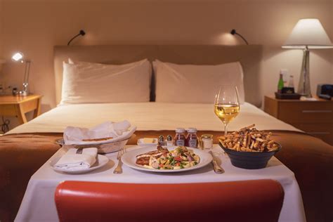 Six Bizarre Room Service Offerings – Hotelier Maldives