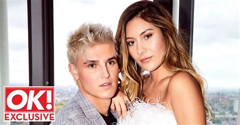 mics sam  inga    pair follow  hearts