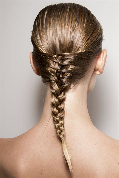 ways    braiding styles    level stylecaster