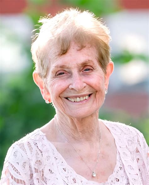 Hartford Courant Obituaries