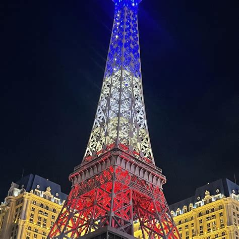 Vietbunny - Vietbunny added a new photo — in Miami, FL.