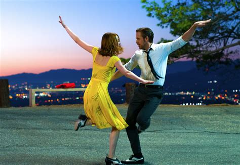 La La Land Cinematographer Goes Wide to Evoke Classic Hollywood Look