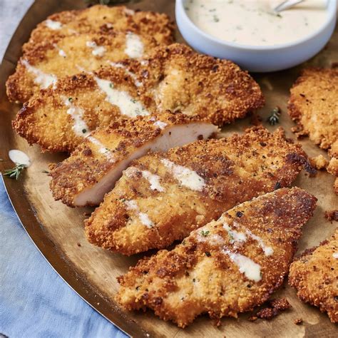 Crispy Caesar Chicken Cutlets: A Recipe That Will Make Your Taste Buds