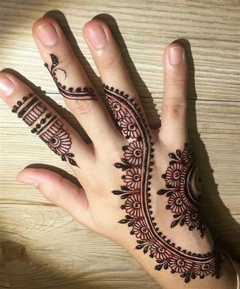 Simple And Easy Mehndi Designs For Beginners