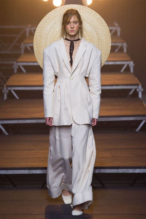 Jacquemus - Spring 2017 Ready-to-Wear | Модный показ, Одежда, Модели
