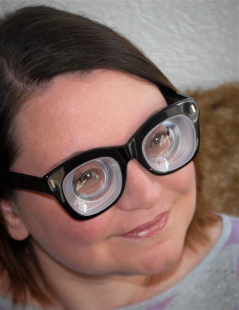 Pin auf GWG strong glasses