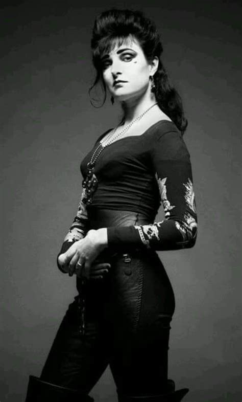 Pin by Kathy Sliskevics Maloney on Siouxsie & the Banshees | Siouxsie
