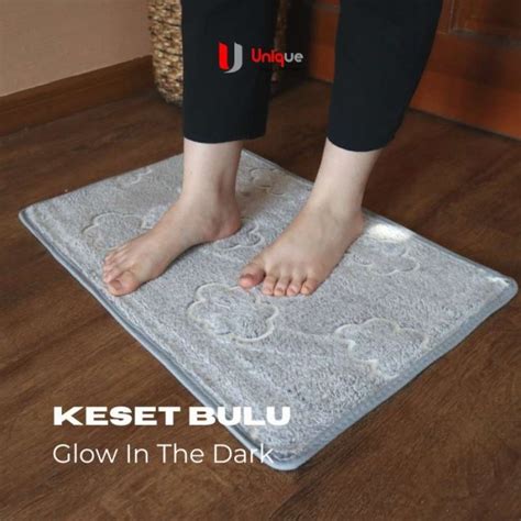 Promo Keset Kaki Glow In The Dark / Keset Kaki Bisa Menyala Di Gelap ...