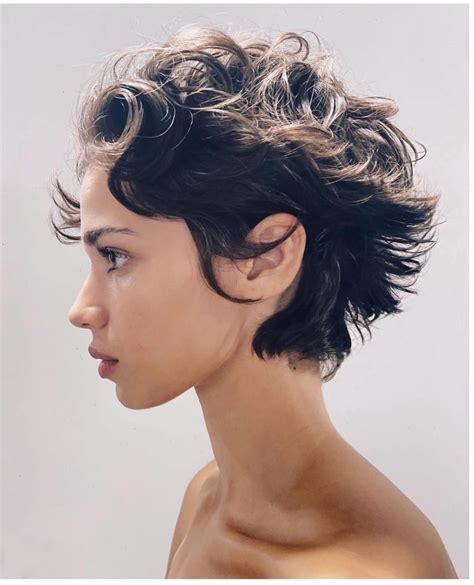 The 15 Coolest Short Fluffy Hair Styles To Rock In 2025