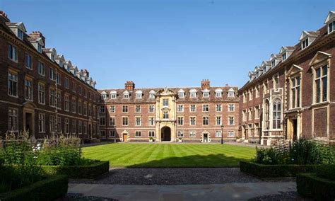 Private & School Group Walking Tours of Cambridge by Cambridge University Students - Footprints ...