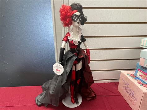 Lot - Madame Alexander Harley Quinn doll
