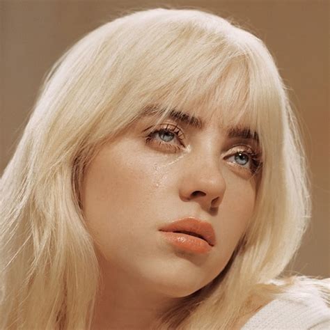 8 Most Beautiful Female Singers in the United States – Exploring-USA