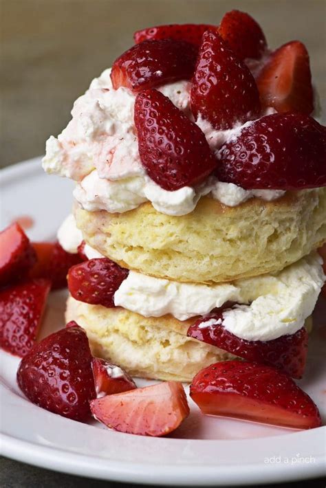 how much cream of tartar to stabilize whipped cream