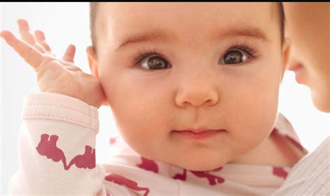 ear moms  tots group
