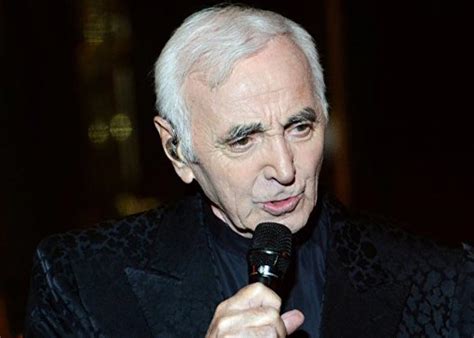 Шарль Азнавур госпитализирован после падения