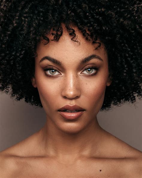 Portrait of Lia : r/HumanPorn