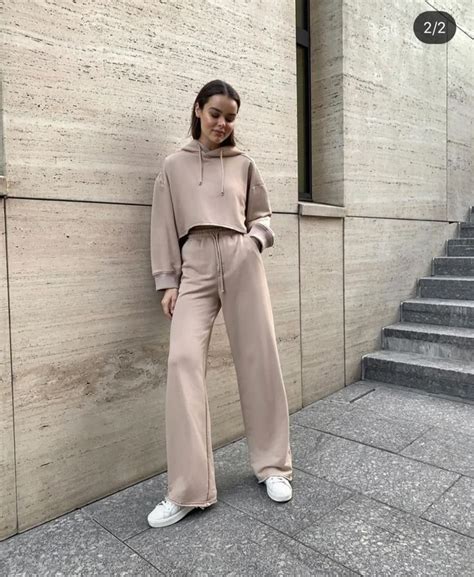 Taty adlı kullanıcının Спортивная одежда panosundaki Pin | Sportif ...