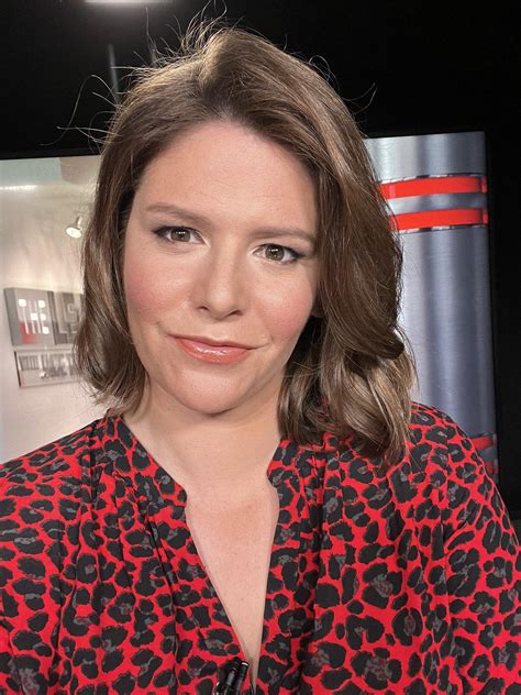 Kasie Hunt's Instagram, Twitter & Facebook on IDCrawl