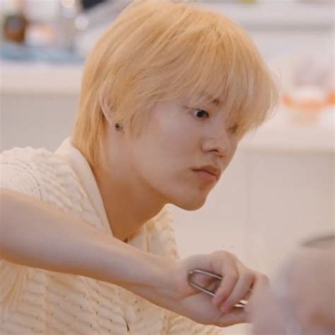 Pin på วันนี้ไหว้พ่อรึยัง