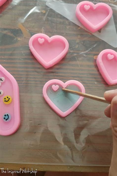 DIY Resin Keychain Ideas – The Inspired Workshop