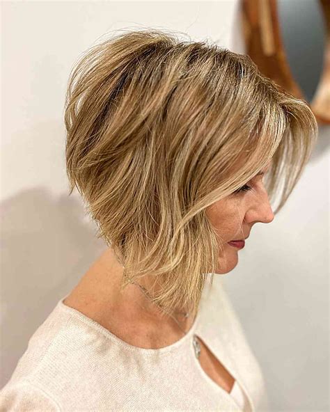 24 Modern Choppy Inverted Bob Haircuts for a Stylish Look 33